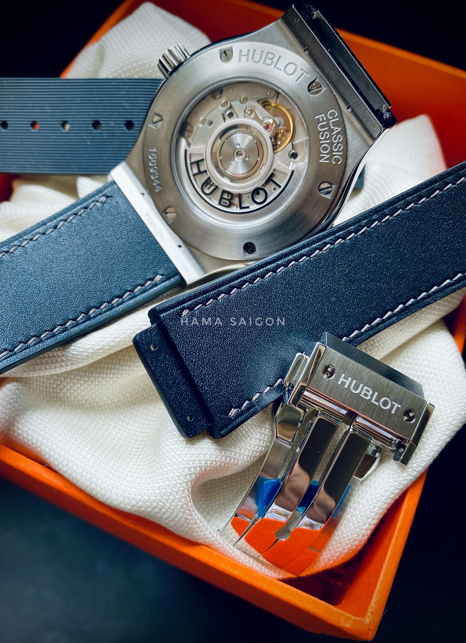 2610B5C8-EBA6-415D-A6E4-888027D3171E