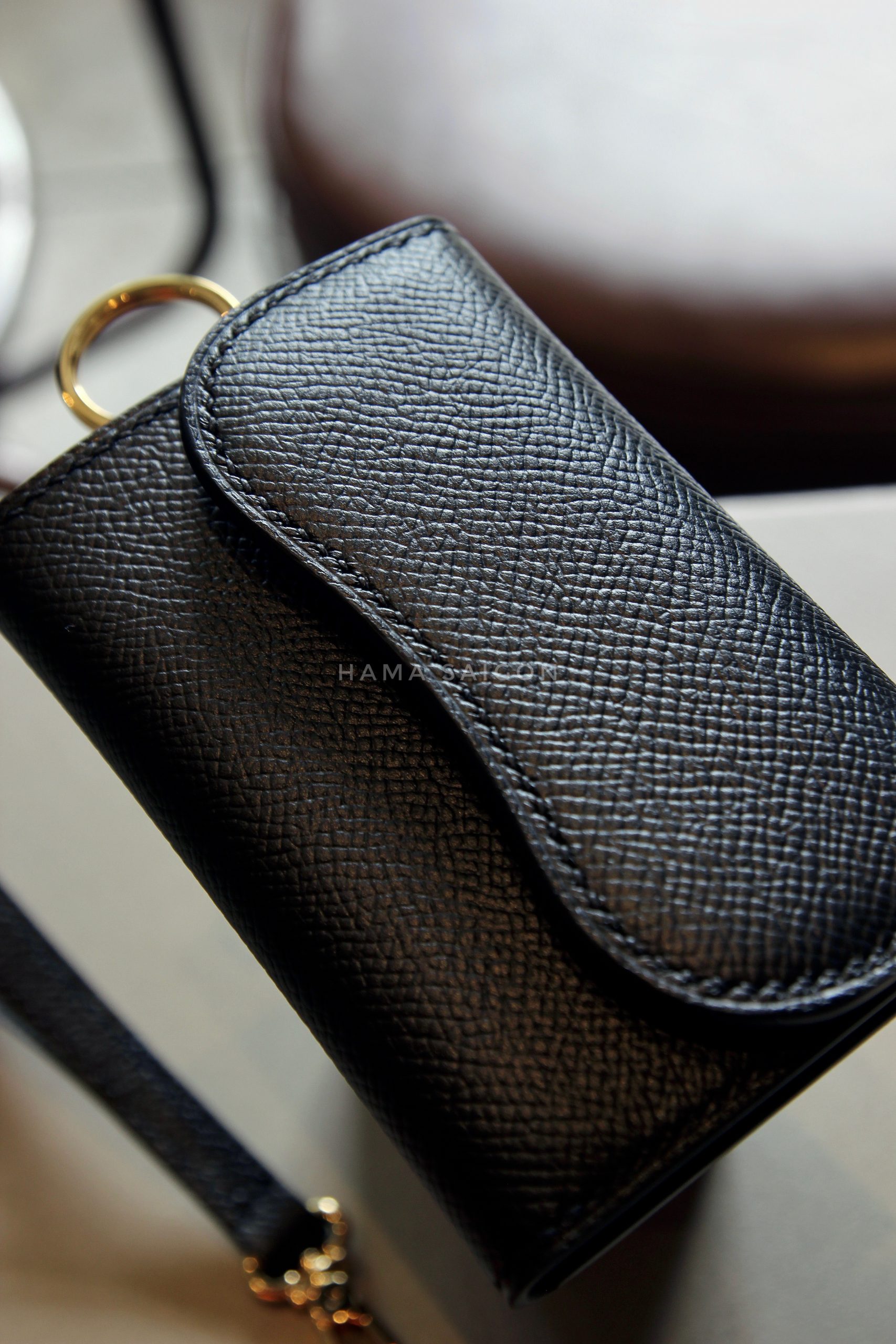 32D1ECAA-2D73-4E22-B248-7F2ECF105A0A