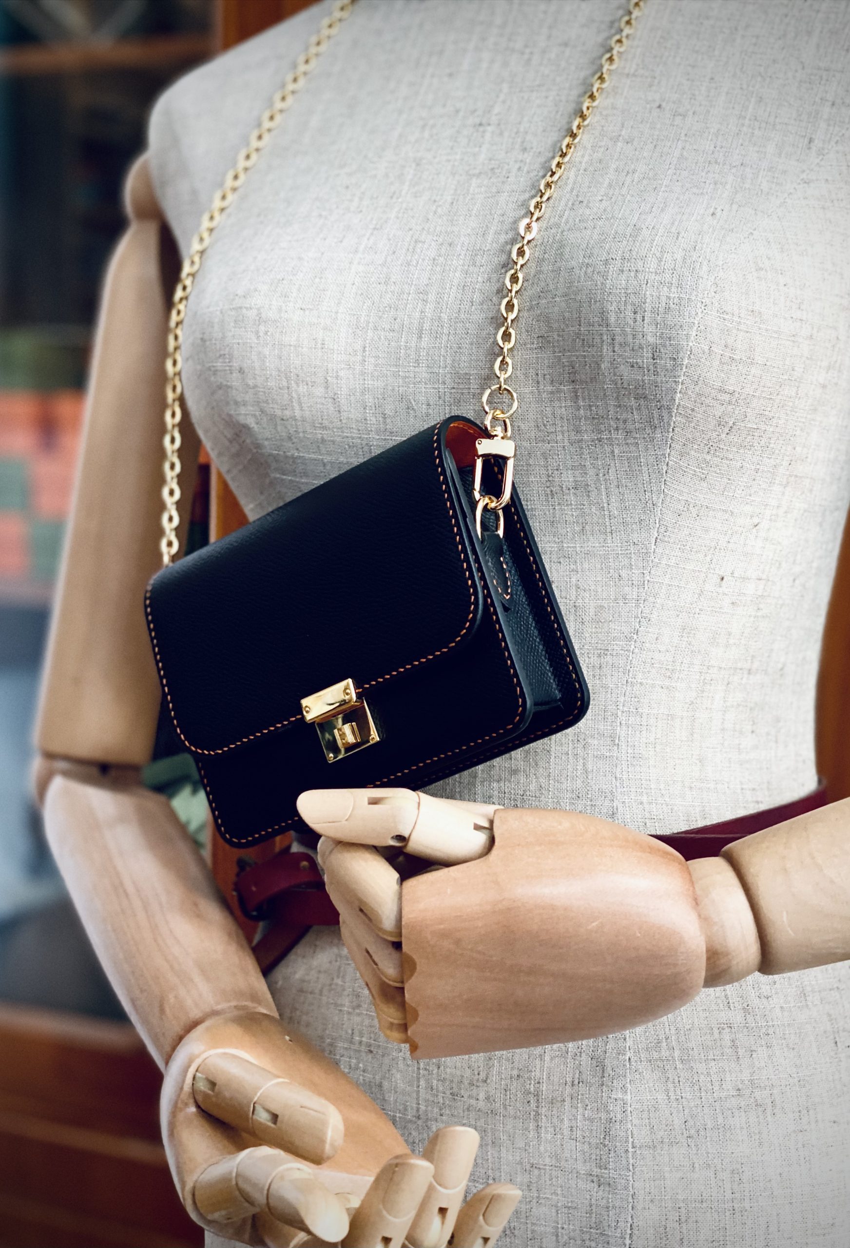 2EE3D134-32DC-4DE1-B7D1-6B40288A964B