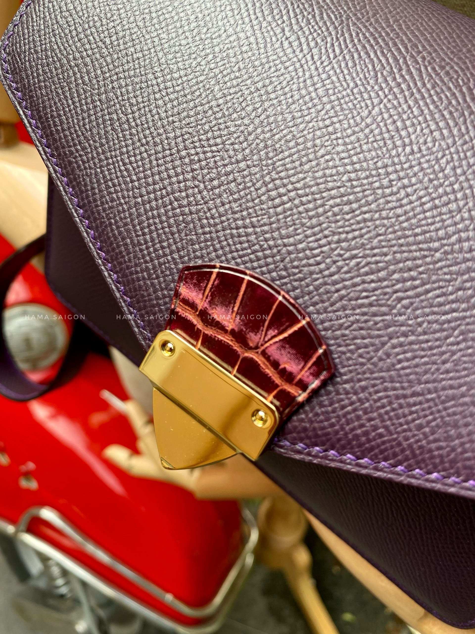 8BC025BA-F527-45F6-BF97-213635ACD39B