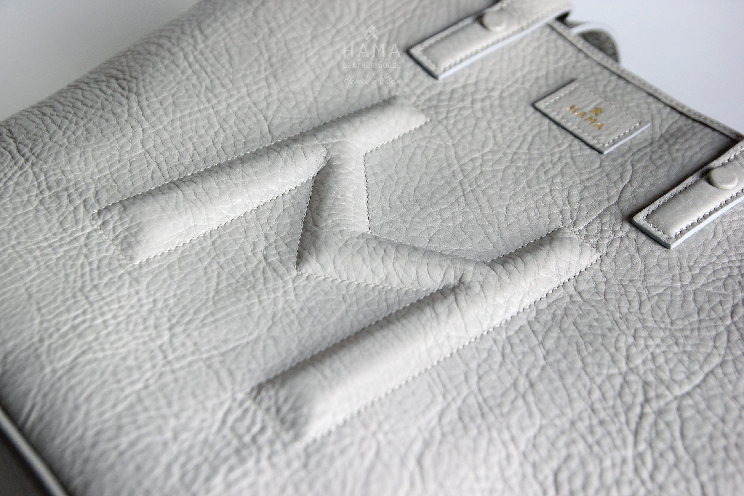 E9C6314C-5EEB-474D-9D5F-BDB11EB9170E