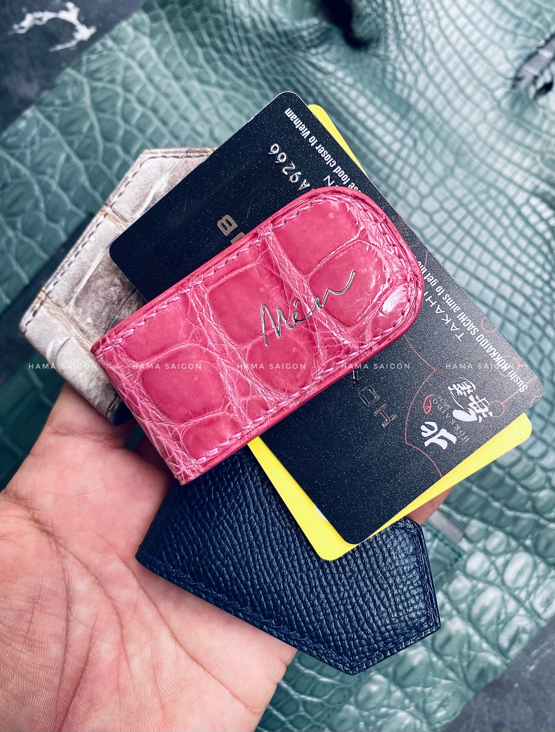 B80A198A-006E-4A4B-8500-A0D66DC35288