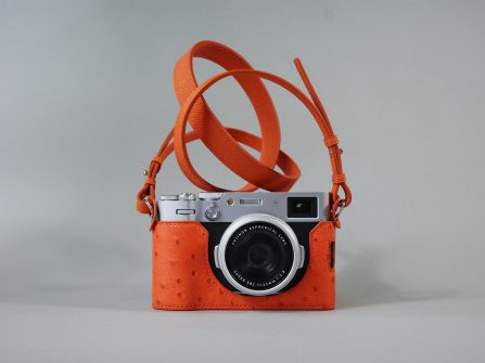 Fujifilm X100Vi Ostrich halfcase